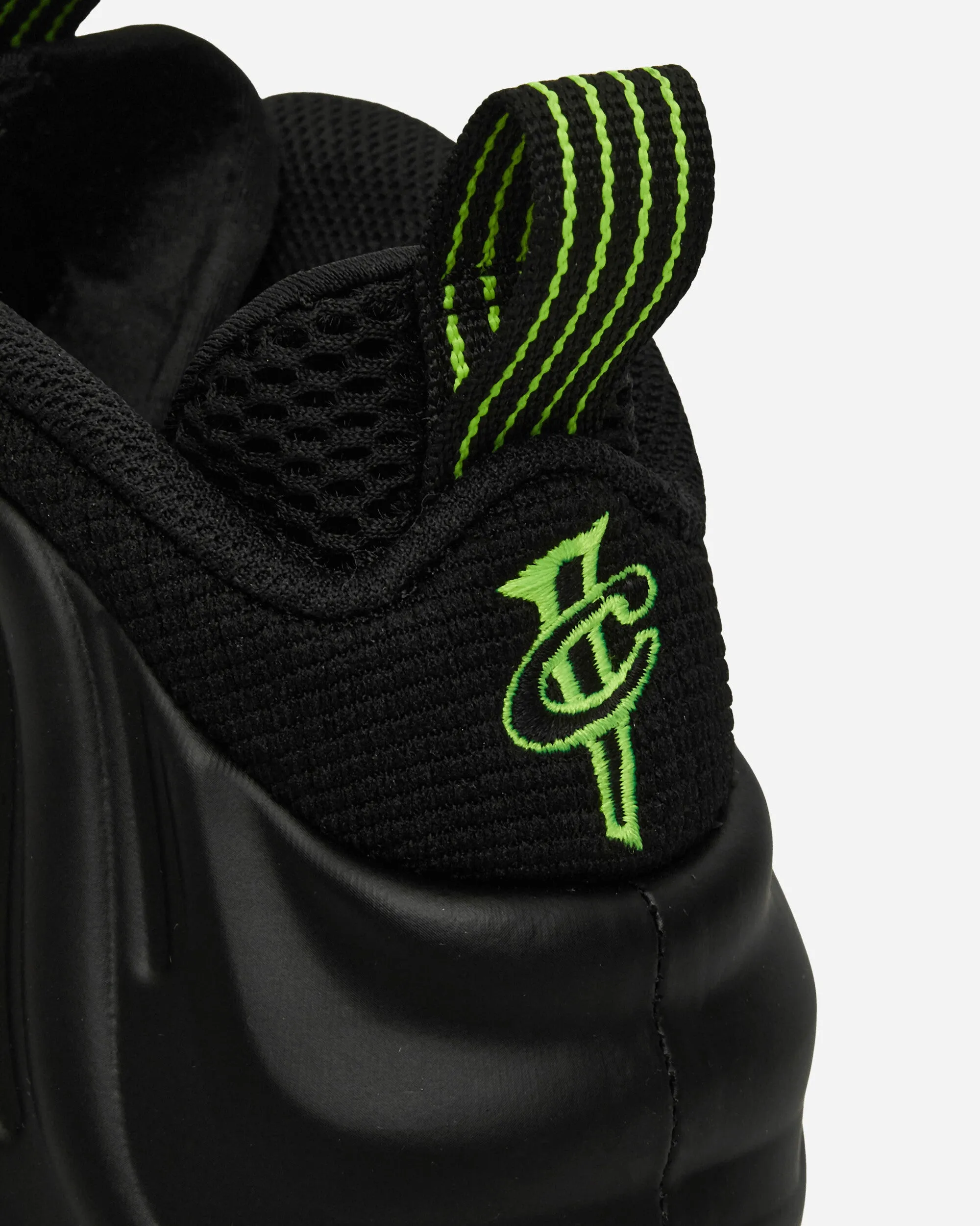 Air Foamposite One Sneakers Black / Volt
