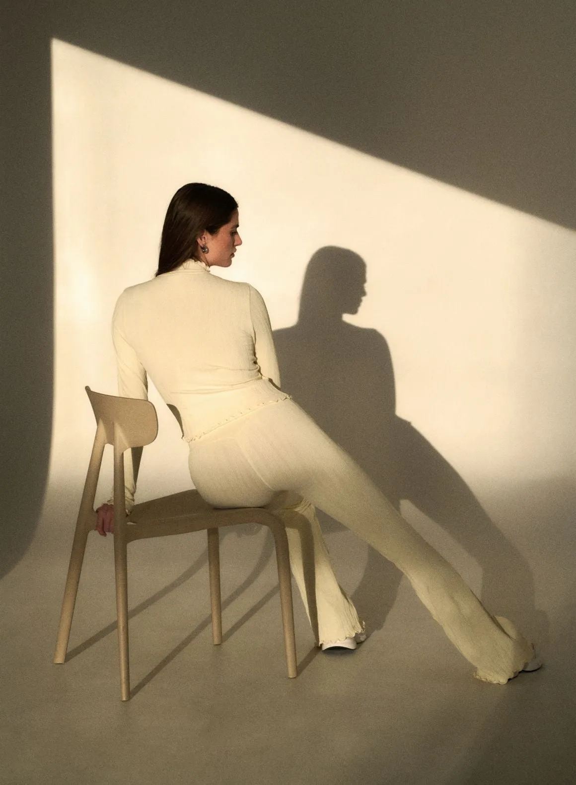Almond White Tulip Flare Tights