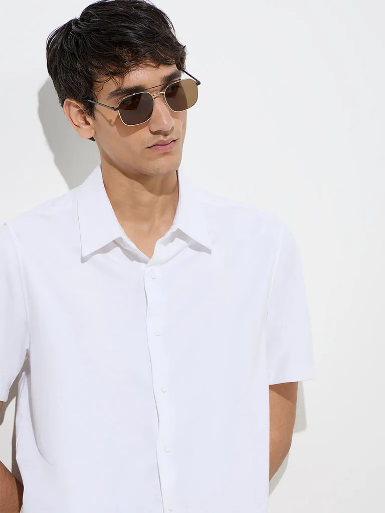 Ascot White Solid Relaxed-Fit Shirt