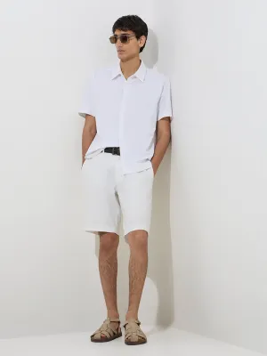 Ascot White Solid Relaxed-Fit Shirt
