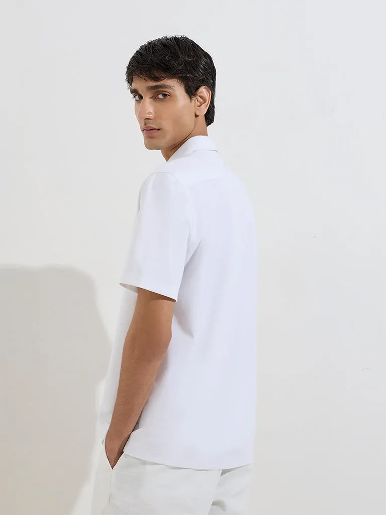 Ascot White Solid Relaxed-Fit Shirt