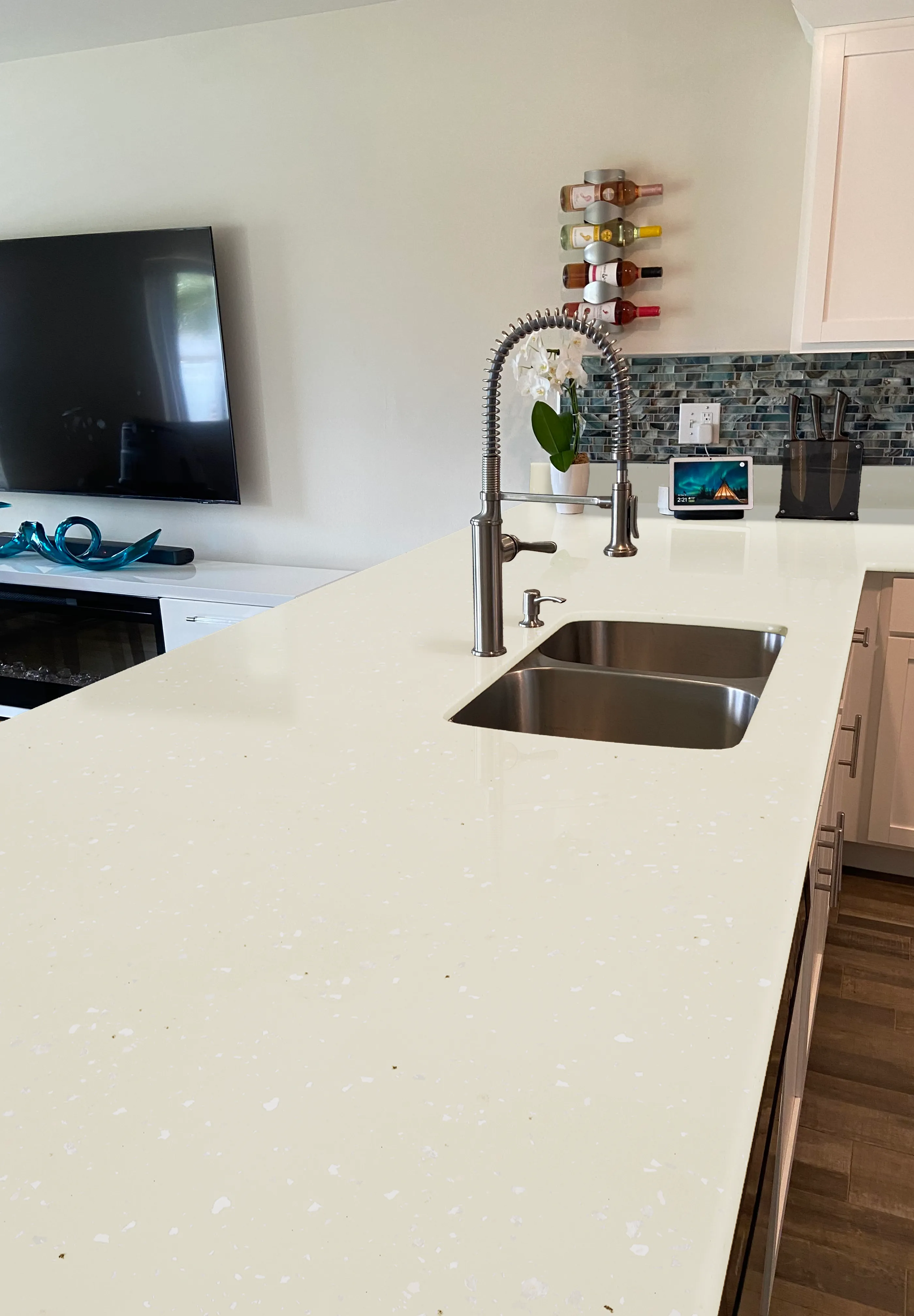 BEYOND PAINT® Smoked Gray Countertop Makeover Kit
