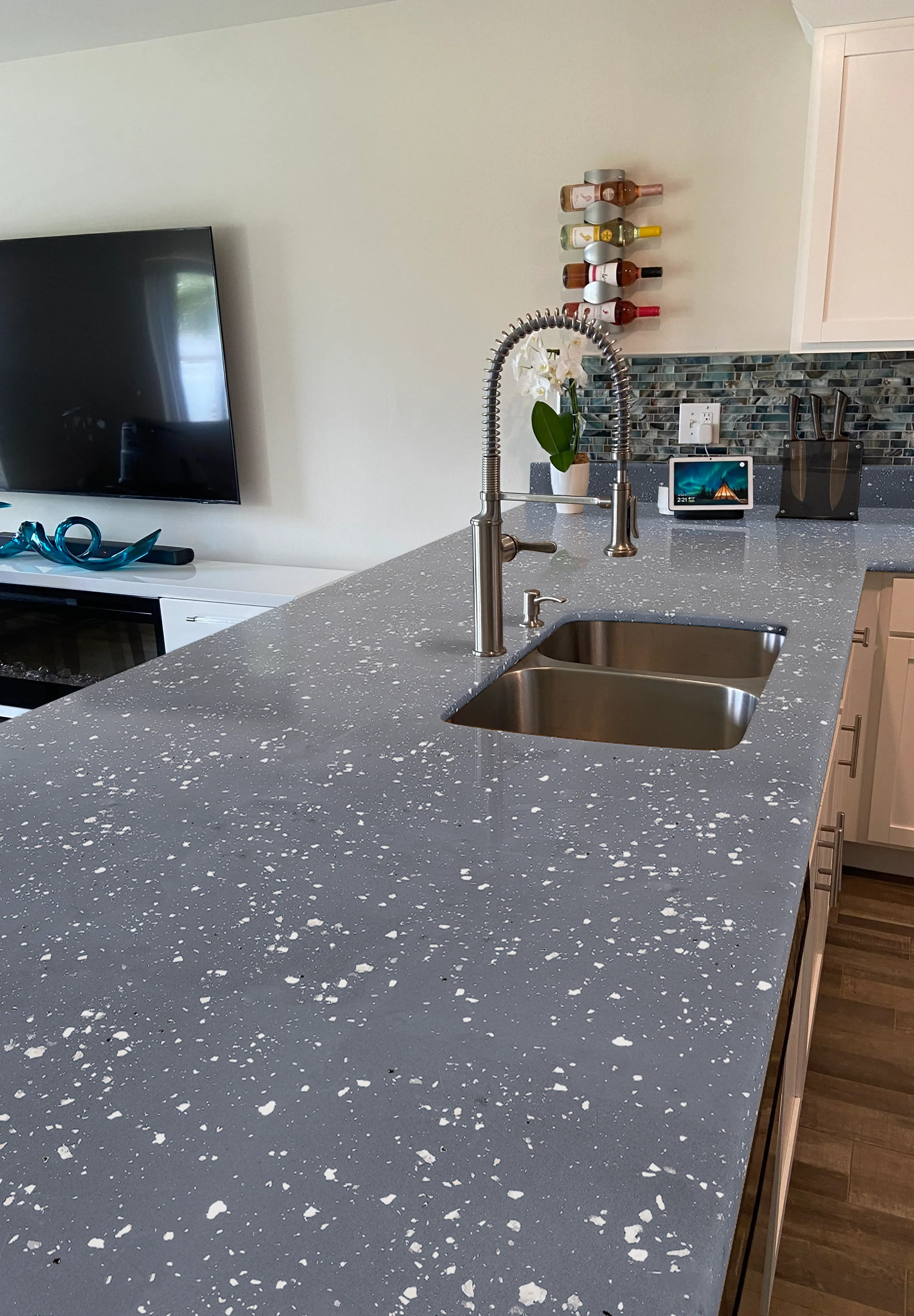BEYOND PAINT® Smoked Gray Countertop Makeover Kit