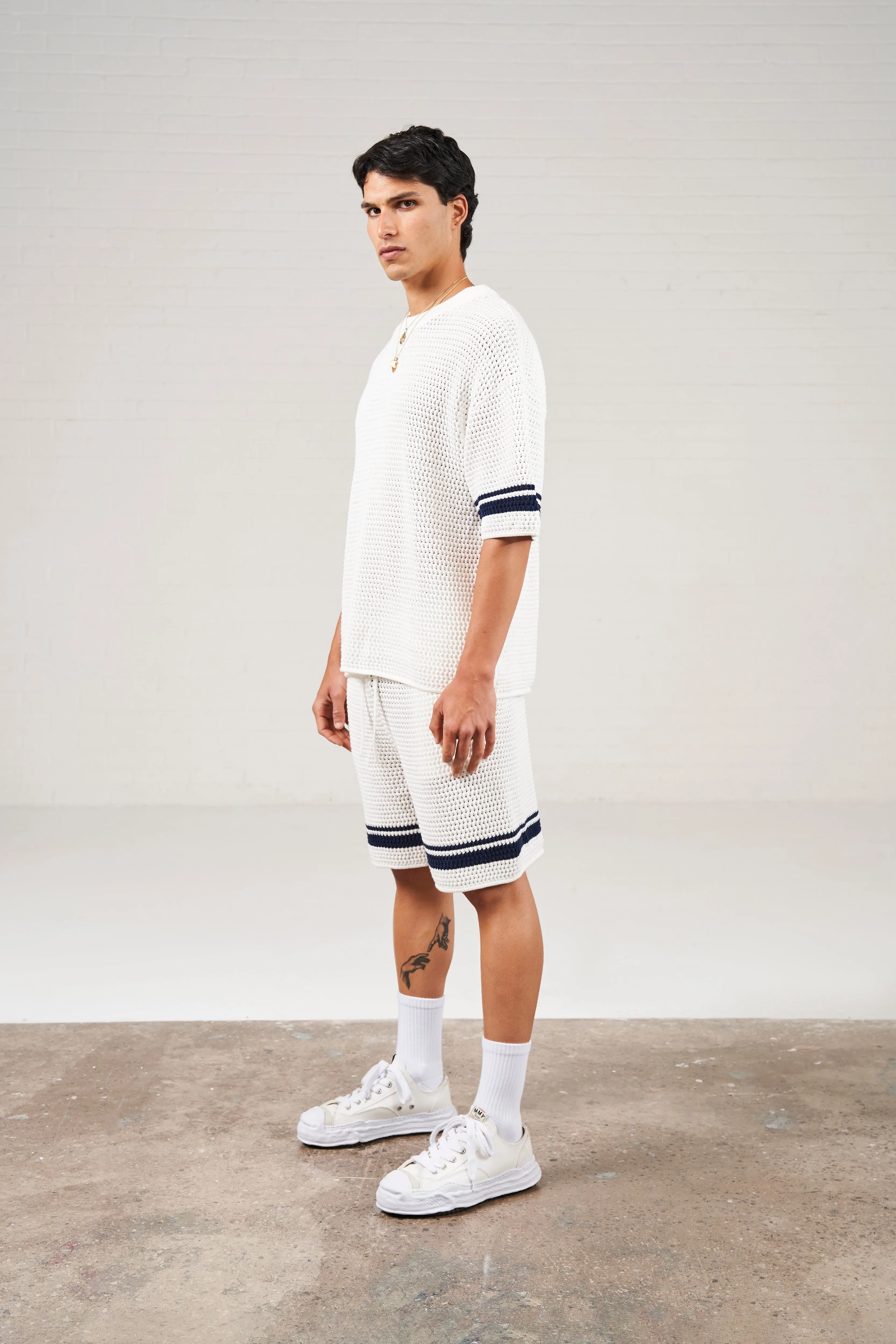 CROCHET KNITTED CONTRAST STRIPE SHORTS - WHITE