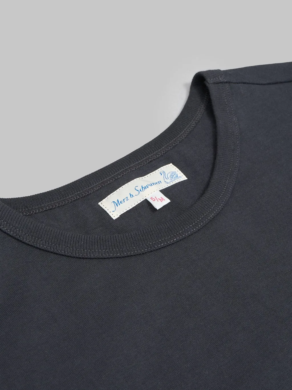 Merz b. Schwanen 215 2-Thread Heavyweight 7.2oz Crewneck Loopwheeled Classic Fit T-Shirt Charcoal
