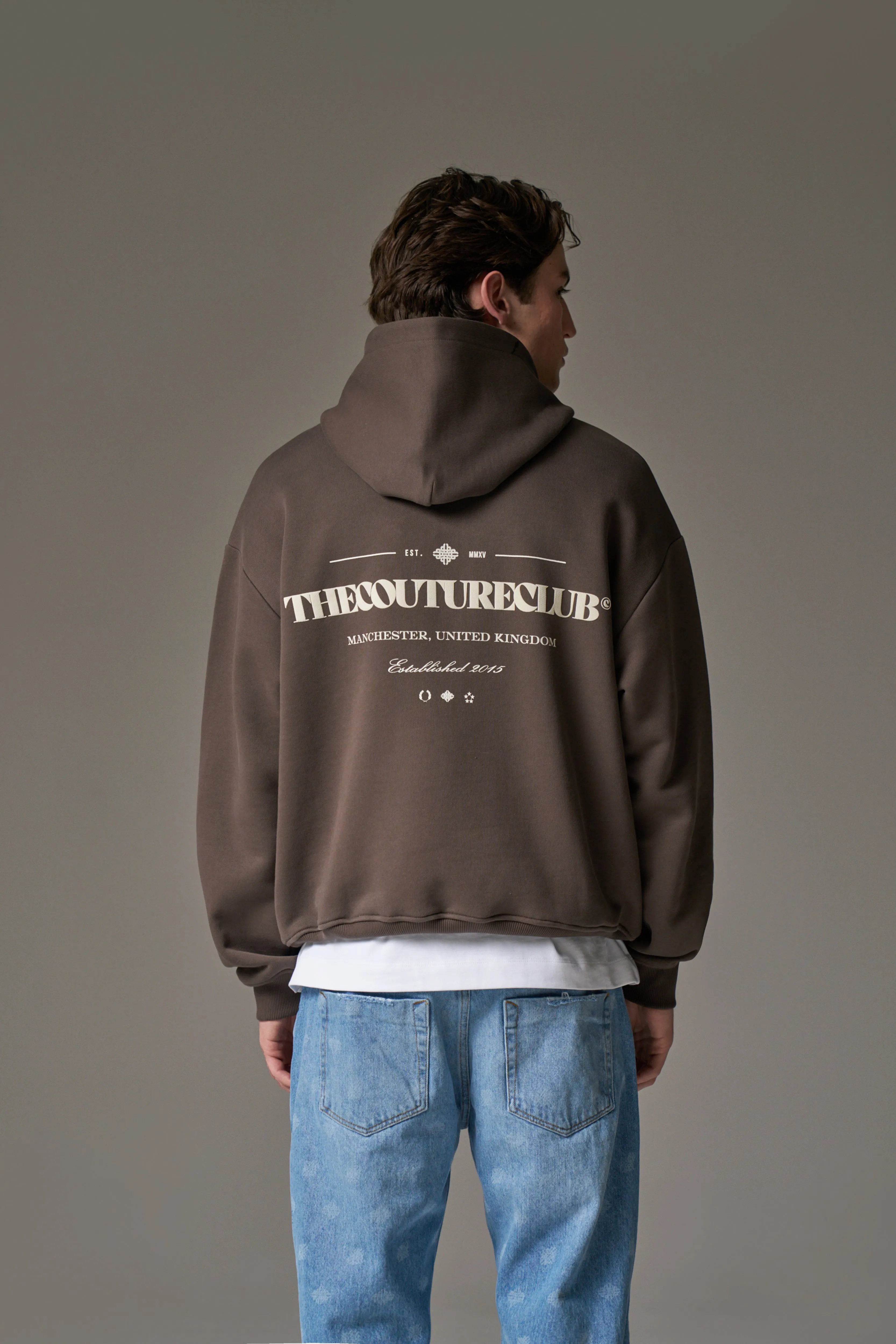 MIXED FONT GRAPHIC HOODIE - BROWN