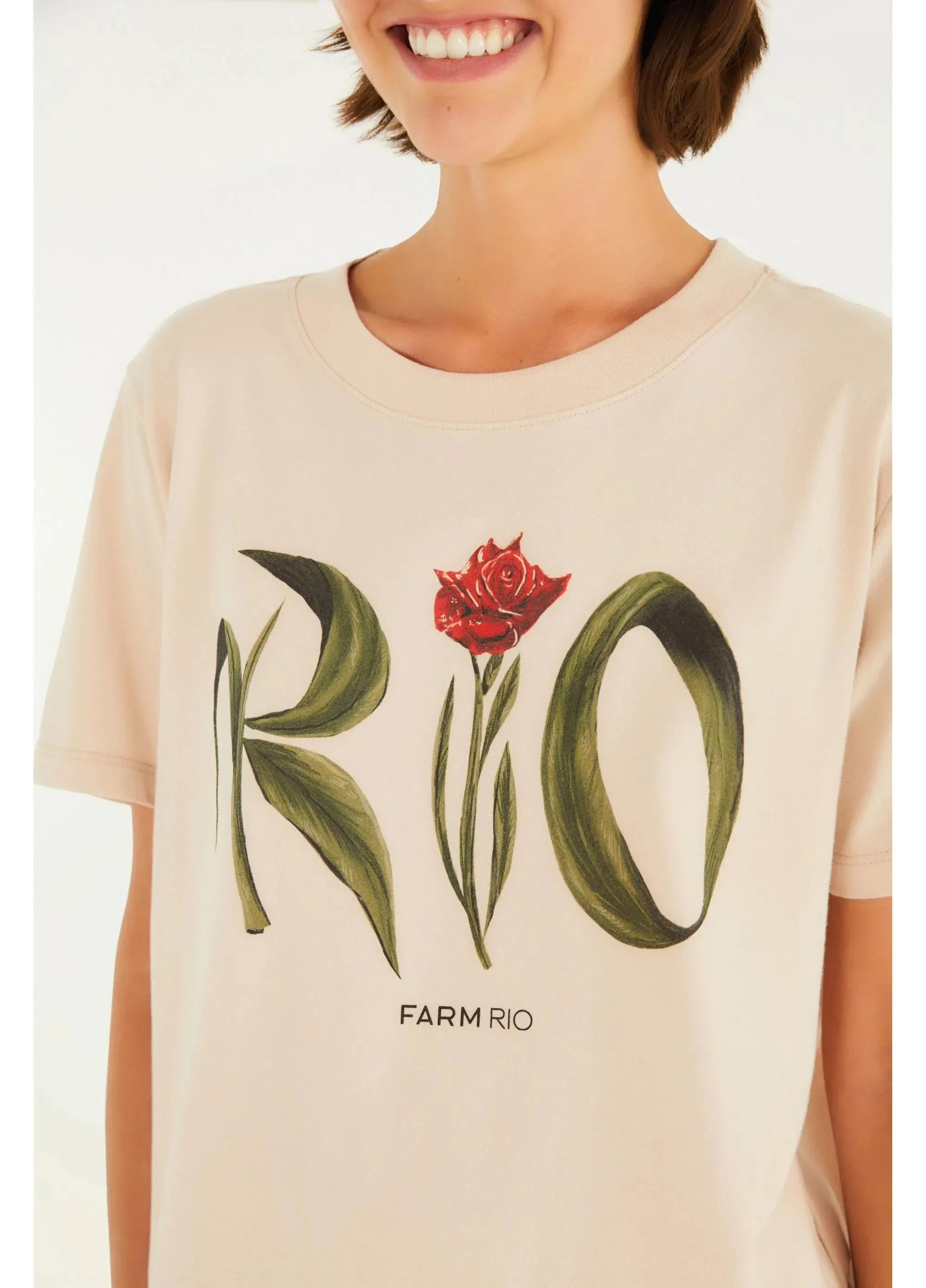 T-Shirt Fit Rio Flor Rosa Nevoa