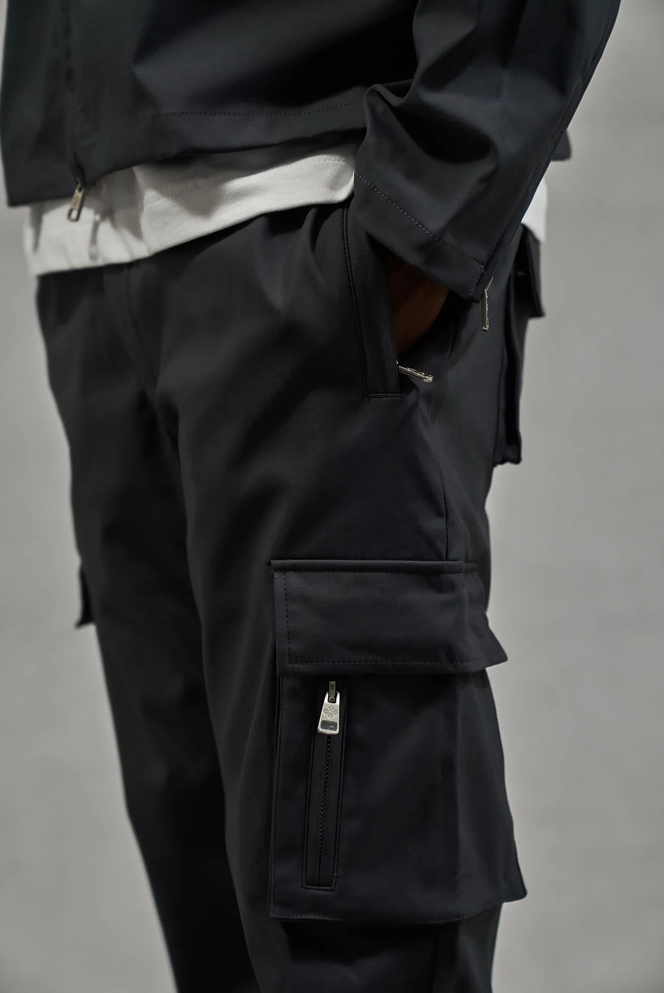 TECHNICAL CARGO TROUSER - GREY