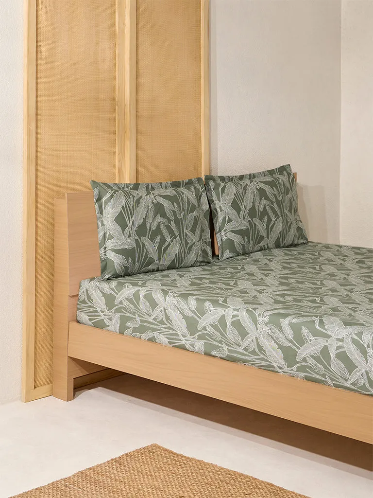 Westside Home Sage Leaf Pattern Queen Bed Fitted Sheet and Pillowcase Set