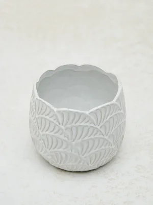 Westside Home White Scallop Textured Ceramic Planter